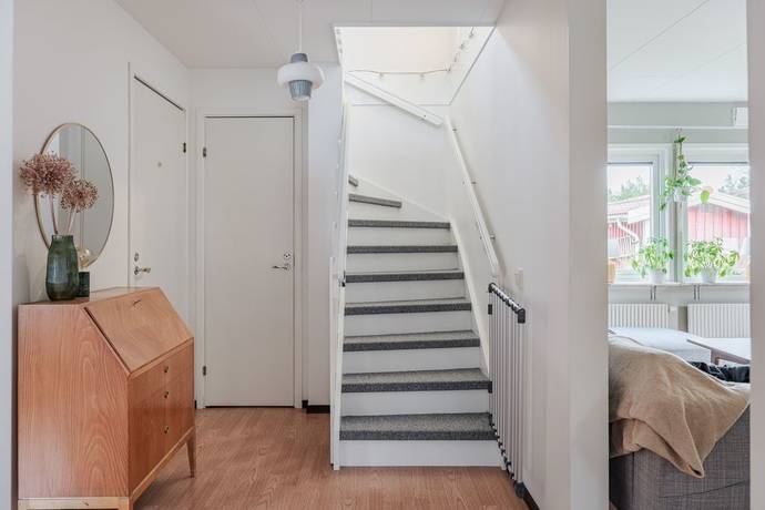 4 rum Par-/kedje-/radhus på Arons Eriks väg 25 Skräddarbacken Borlänge kommun - bild 12