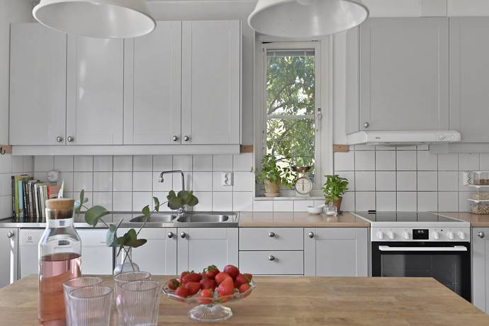 4 rum parhus på Alpvägen 56 Älta - Hedvigslund, Nacka kommun - bild 2