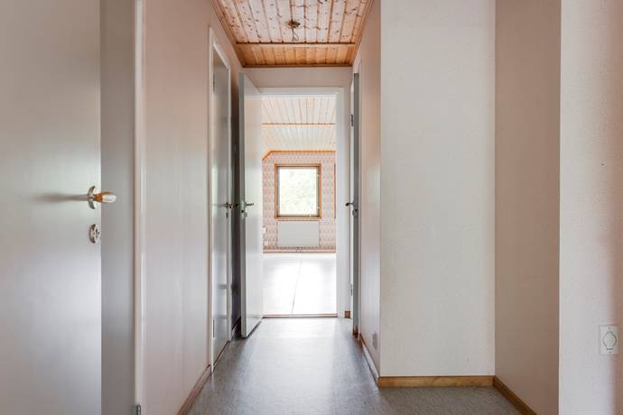 6 rum Gård med jordbruk på Bosjön 101 Lindesbergs kommun - bild 44