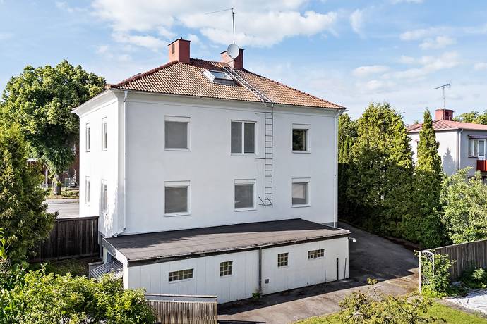 10 rum villa på Västra Storgatan 71 Hallsberg, Hallsbergs kommun - bild 1