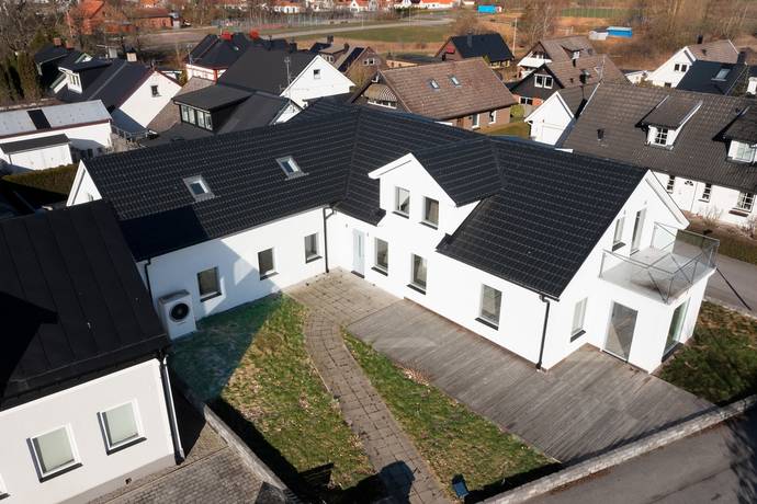 11 rum villa på Bryggarevägen 1 Klågerup, Svedala kommun - bild 1