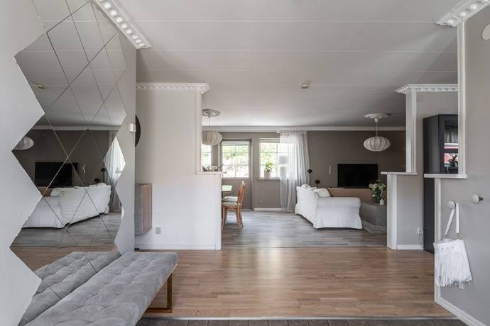 5 rum villa på Fällvägen 6 Lekeryd, Jönköpings kommun - bild 2