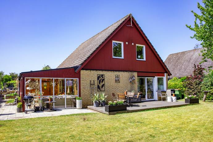 6 rum villa på RÅKVÄGEN 5 Smygehamn, Trelleborgs kommun - bild 1