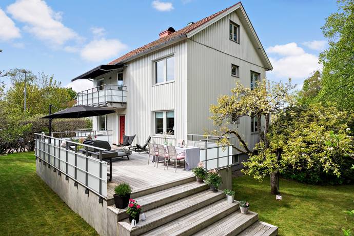 10 rum villa på Per Ekströms väg 6 Partille, Partille kommun - bild 1