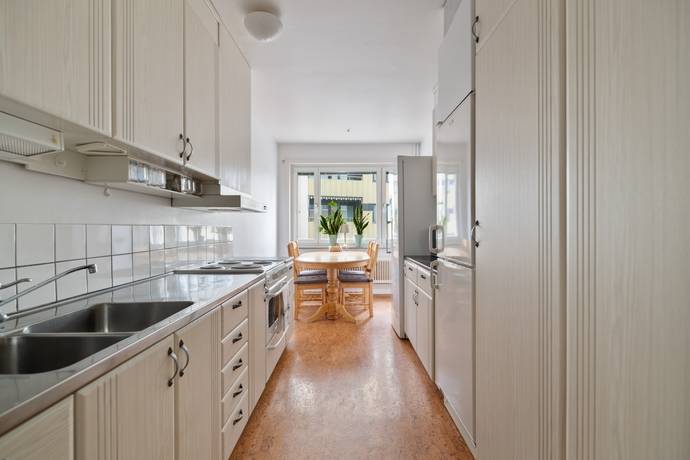 2 rum Lägenhet på Sveavägen 20B Centrum Köpings kommun - bild 2