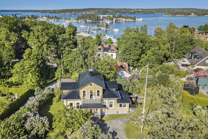 Huset p Kummelnsvgen 78 vrderas till ca 8 660 000 kr (57 733 kr/m). Det finns sex frskolor, en grundskola och flera gymnasieskolor i nrheten. Kummelnsvgen 78 Stockholms ln, Saltsj-Boo - patient-survey.net