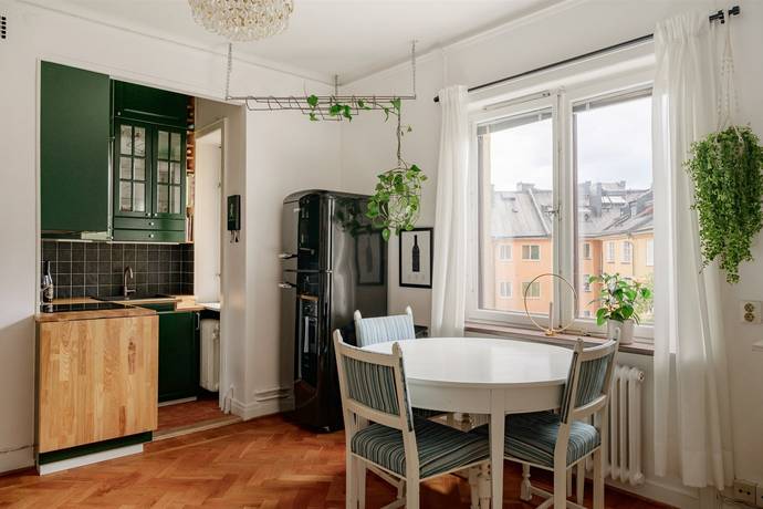1 rum lägenhet på Svarvargatan 10, 5 Tr Kungsholmen, Stockholms kommun - bild 2