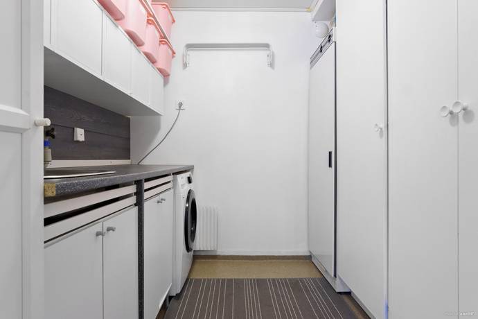 112 m² Radhus på Morgonvägen 179 Botkyrka kommun - bild 18