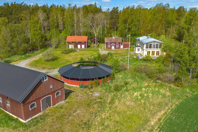 9 rum Gård utan jordbruk på Tillinge-Tibble 22 Enköping Enköpings kommun - bild 74