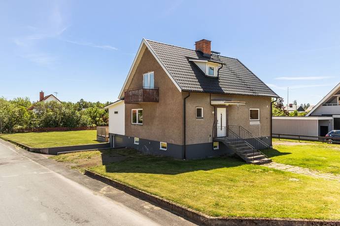 5 rum villa på Södra Långgatan 15 Målilla, Hultsfreds kommun - bild 1