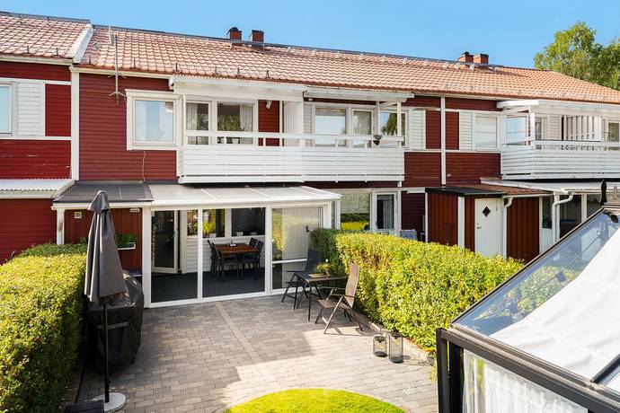 4 rum radhus på Taffelstråket 27 Rödäng, Umeå kommun - bild 3