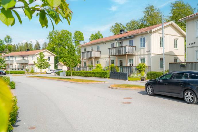 4 rum lägenhet på Rosenhillsvägen 5 C Arnö, Nyköpings kommun - bild 1