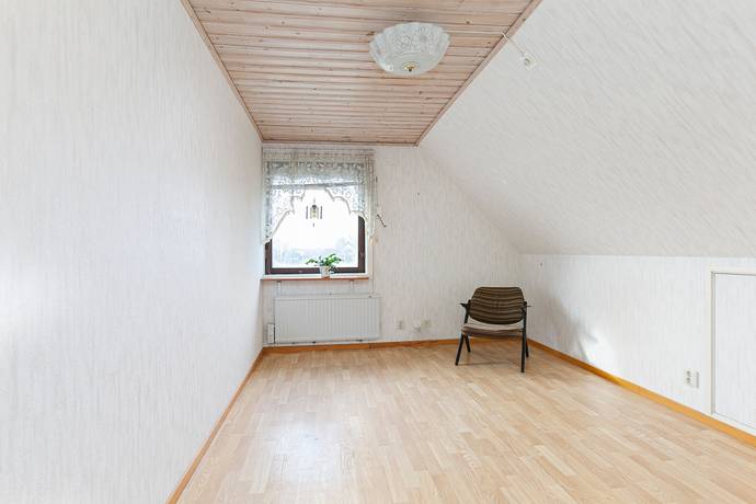 7 rum Villa på Schottisvägen 17 Polonäsbyn Staffanstorps kommun - bild 16