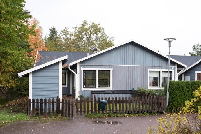 Lärksoppsgatan 46, Bergvreten, Enköpings kommun