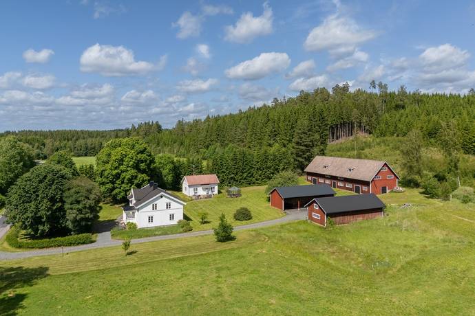 6 rum gård utan jordbruk på Åbo 1 Hok, Vaggeryds kommun - bild 1