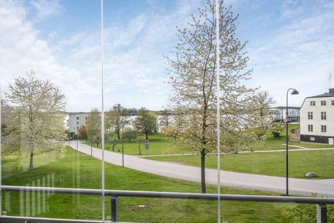3 rum Lägenhet på Aron lindgrens väg 2 Kallhäll Järfälla kommun - bild 9