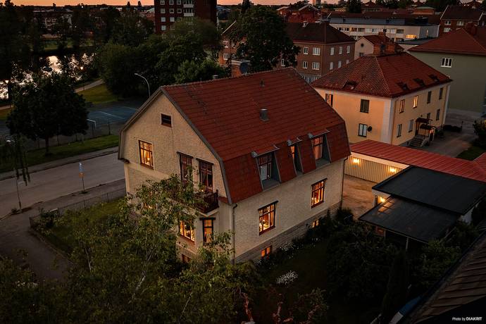 8 rum Villa på Svanåallén 1 Centralt / Väster Örebro kommun - bild 11