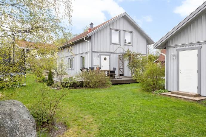 6 rum villa på Långbacksvägen 1 Enköping, Enköpings kommun - bild 1