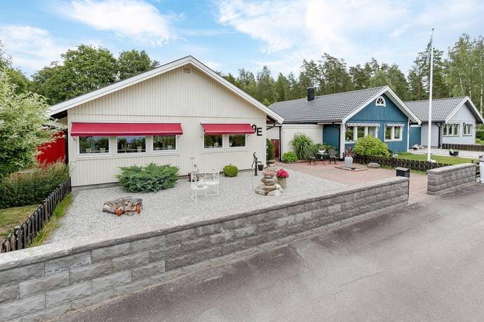 3 rum kedjehus på Kabelstigen 9E Tomaslunden, Vetlanda kommun - bild 2