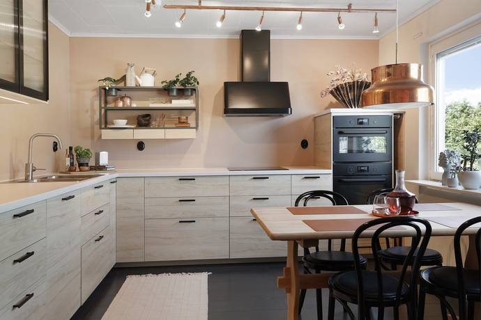 4 rum radhus på Målarstigen 23 Salem, Salems kommun - bild 1
