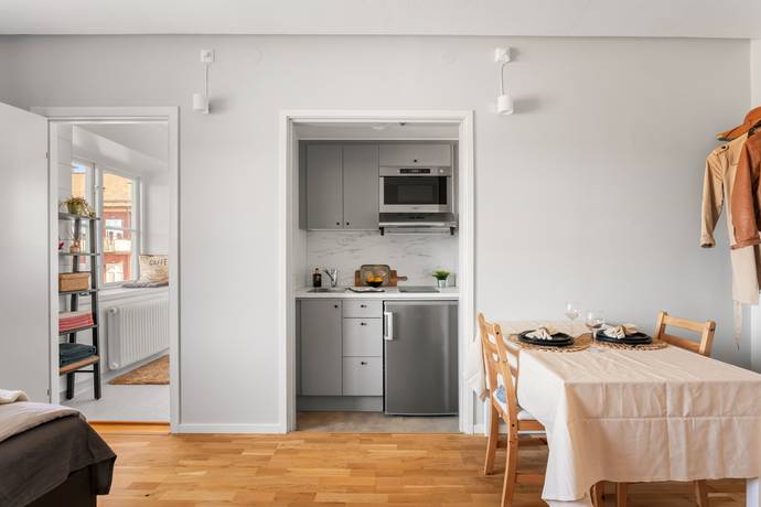 1 rum lägenhet på Follingbogatan 18, 4 tr Bromma / Beckomberga, Stockholms kommun - bild 2