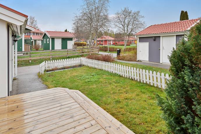 2 rum Radhus på Otto bondes väg 24 Margretelund Österåkers kommun - bild 35