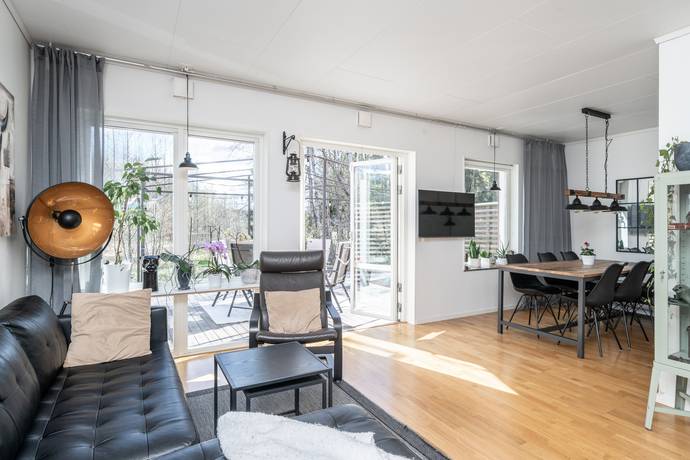 6 rum Radhus på Frisells gata 17B Sanda Ängar Upplands Väsby kommun - bild 9