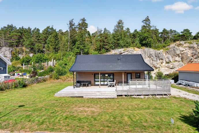 Tjärehällsvägen 9, Tjärnö, Strömstads kommun