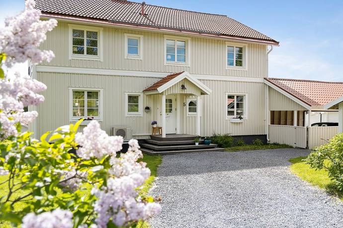 9 rum Villa på Emil Karlssons väg 5 Dvärsätt Krokoms kommun - bild 4