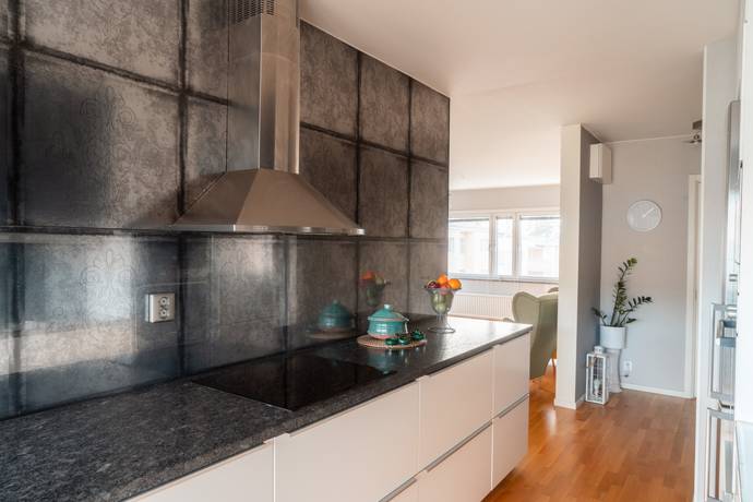 3 rum lägenhet på Ringduvegatan 41 Råby, Västerås kommun - bild 2