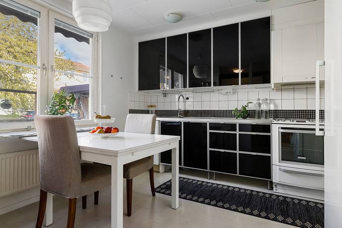 3 rum Radhus på Odenvägen 20B Centrala Märsta Sigtuna kommun - bild 6