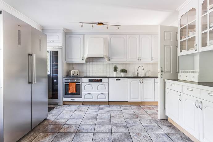 6 rum Villa på Runskogsvägen 3B Törnskogen Sollentuna kommun - bild 9