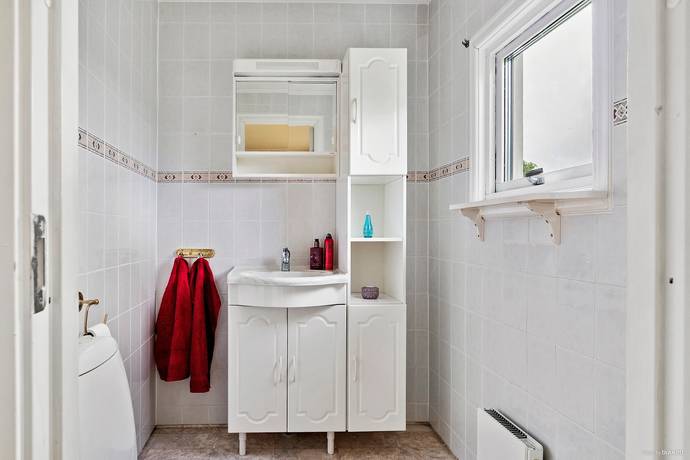 7 rum Gård utan jordbruk på Fagerhult Nilsagården 2 Marks kommun - bild 14