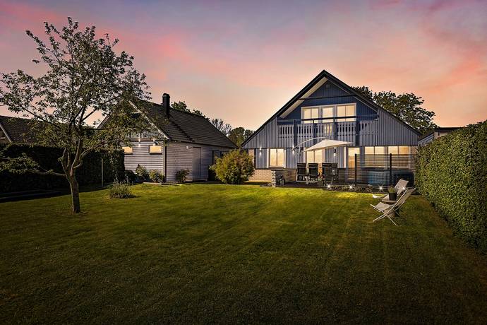 7 rum villa på Linåkersvägen 9 Stora Mellösa, Örebro kommun - bild 1