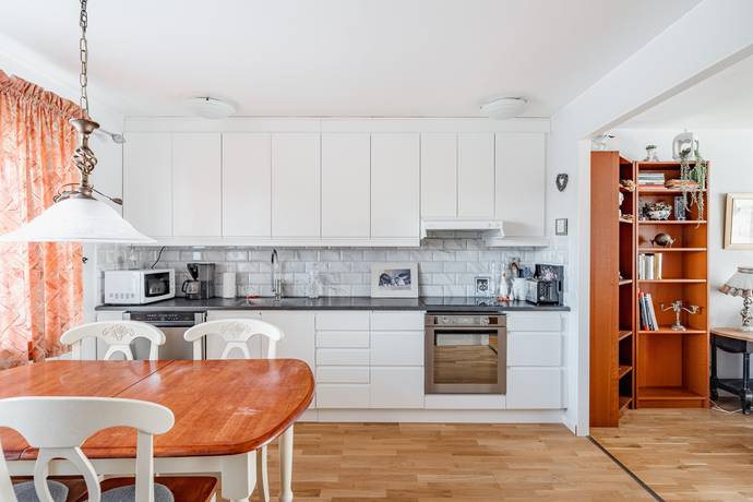2 rum lägenhet på Hägnadsvägen 8 Enköping, Enköpings kommun - bild 1