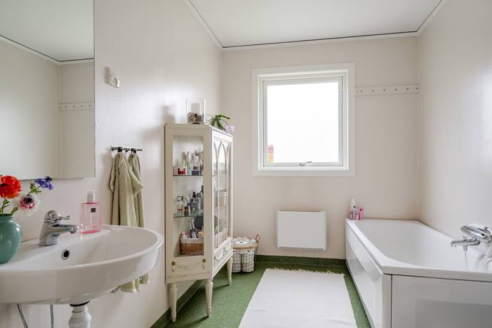 6 rum Kedjehus på Ekhovsvägen 23 Mariefred Strängnäs kommun - bild 14