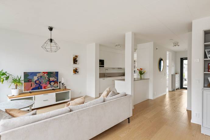 7 rum radhus på Blockhusvägen 65 Skarpäng, Täby kommun - bild 5