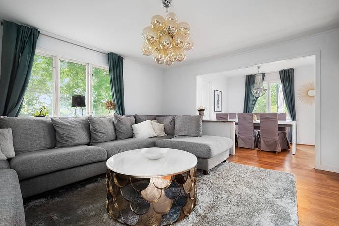7 rum villa på Övre Kammarbergsvägen 25 Kinna, Marks kommun - bild 3