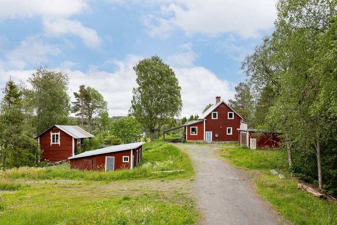 3 rum gård med jordbruk på Säter 121 Dvärsätt, Krokoms kommun - bild 1