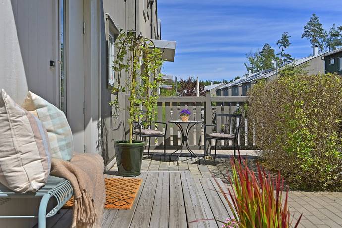 5 rum radhus på Ligustervägen 24 Älta - Södra Hedvigslund, Nacka kommun - bild 3