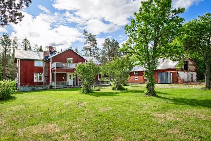 6 rum gård/skog på Andbacken 8 Nordmaling, Nordmalings kommun - bild 1