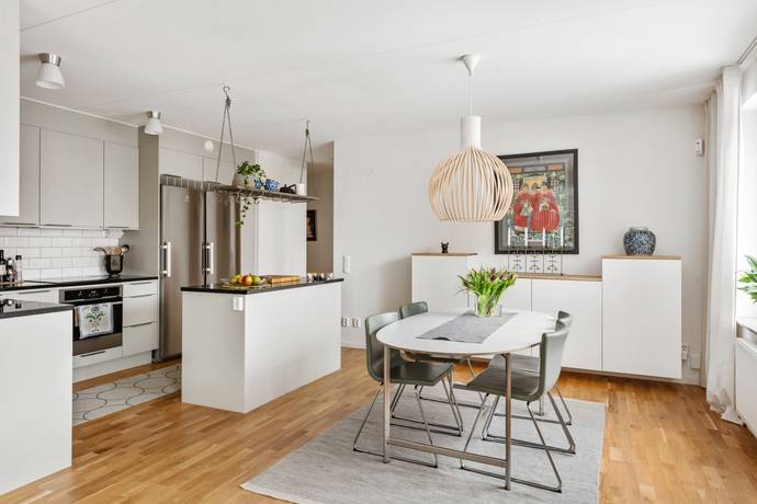 3 rum lägenhet på Källtorpsvägen 3 Näsbypark, Täby kommun - bild 4