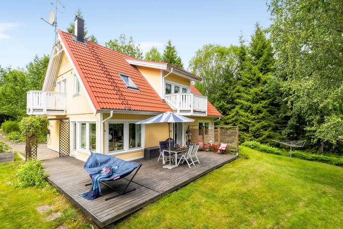 villa på Flädervägen 7 Stava, Österåkers kommun - bild 2