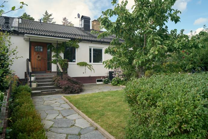 Nämndemansbacken 19, Enskede - Pungpinan, Stockholms kommun