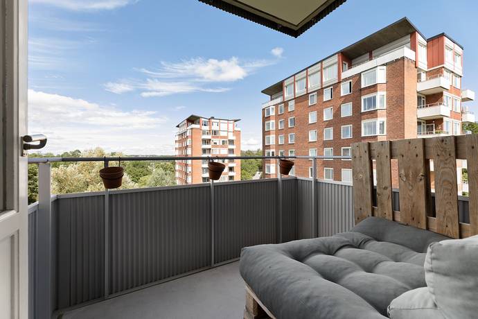 3 rum lägenhet på Larsbodavägen 59 Farsta, Stockholms kommun - bild 2