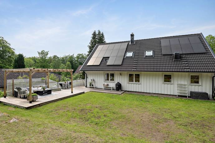 6 rum villa på Bromvägen 20 Rödeby, Karlskrona kommun - bild 2