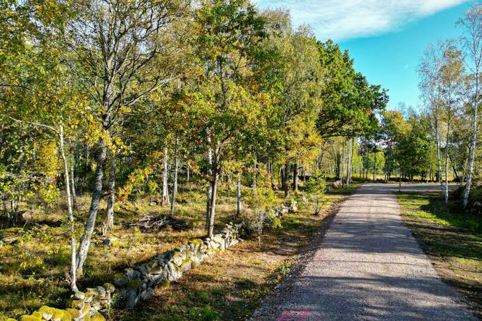 tomt på Tomt på Heljeröd 1:85 Kämpersvik, Tanums kommun - bild 1
