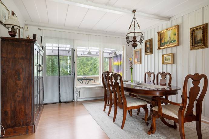 villa på Humlevägen 10 Flen, Flens kommun - bild 4
