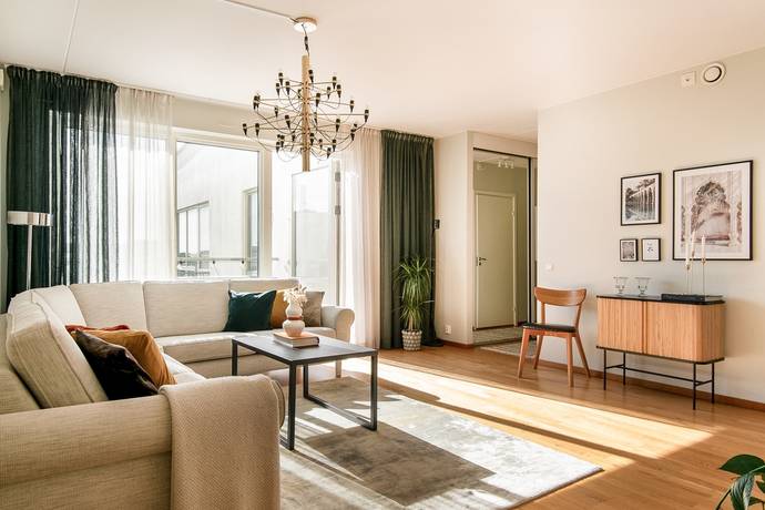 4 rum lägenhet på Kista alléväg 35, vån 7/7 Kista Gård, Stockholms kommun - bild 2