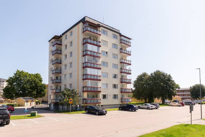 3 rum lägenhet på Hagavägen 8A Östanås, Köpings kommun - bild 1